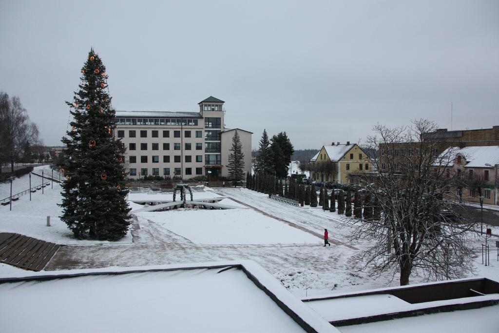 Hotel Мадона Екстериор снимка