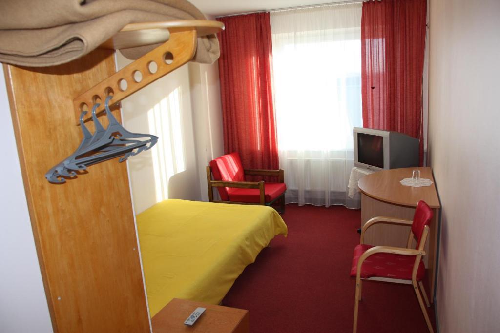 Hotel Мадона Екстериор снимка